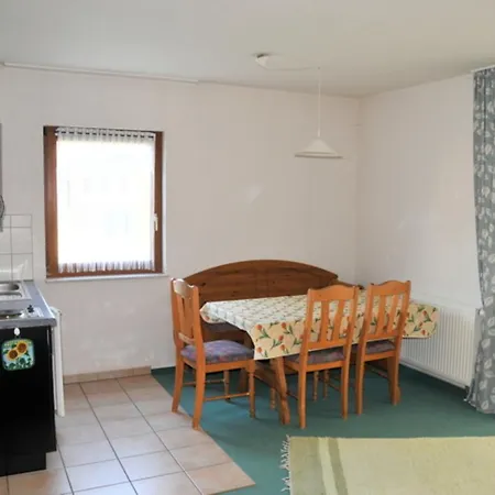 Apartmenthauser Zum Zeesenboot Apartman Barth
